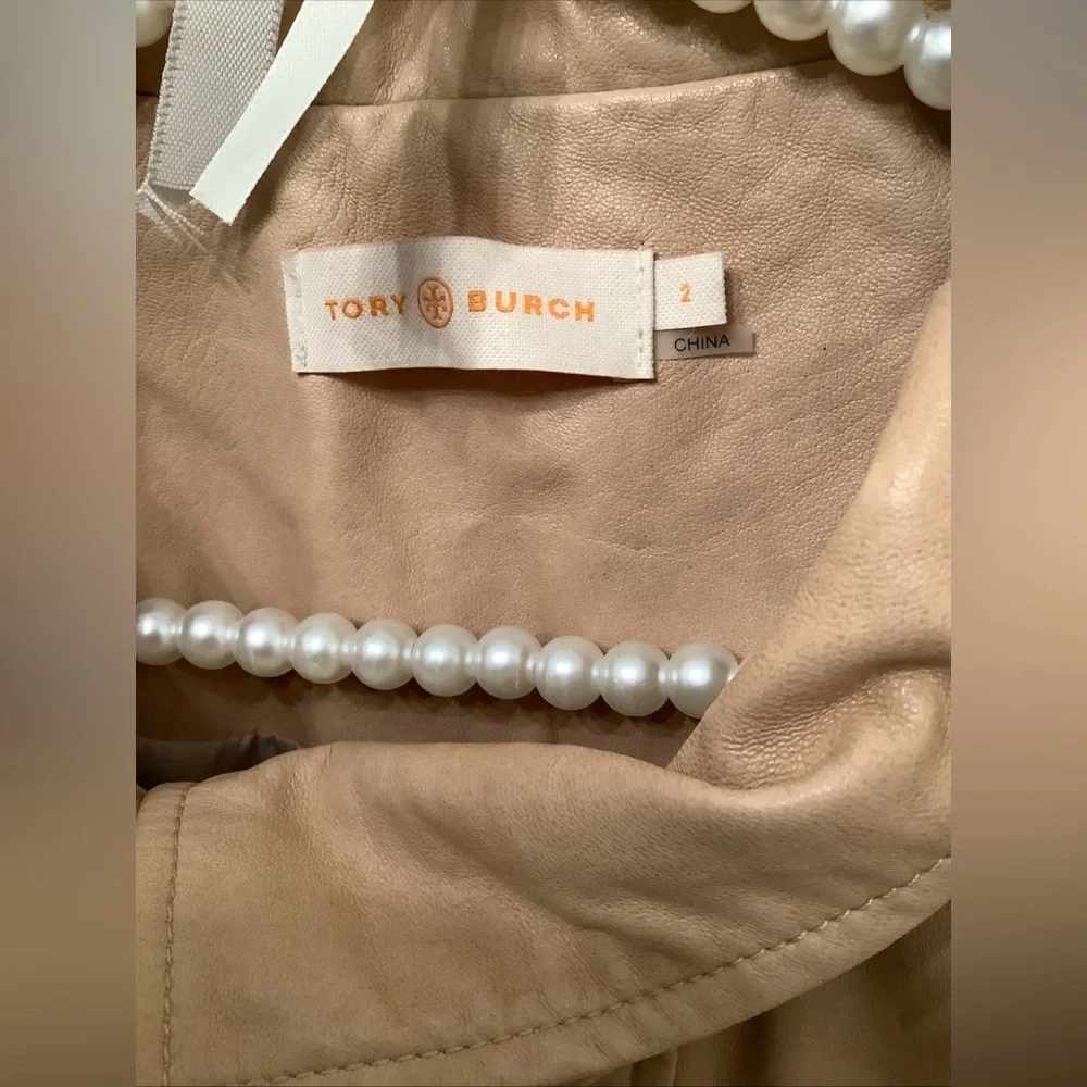 Tory Burch Leather Jacket In A Light Beige Nude Color Size 2​​